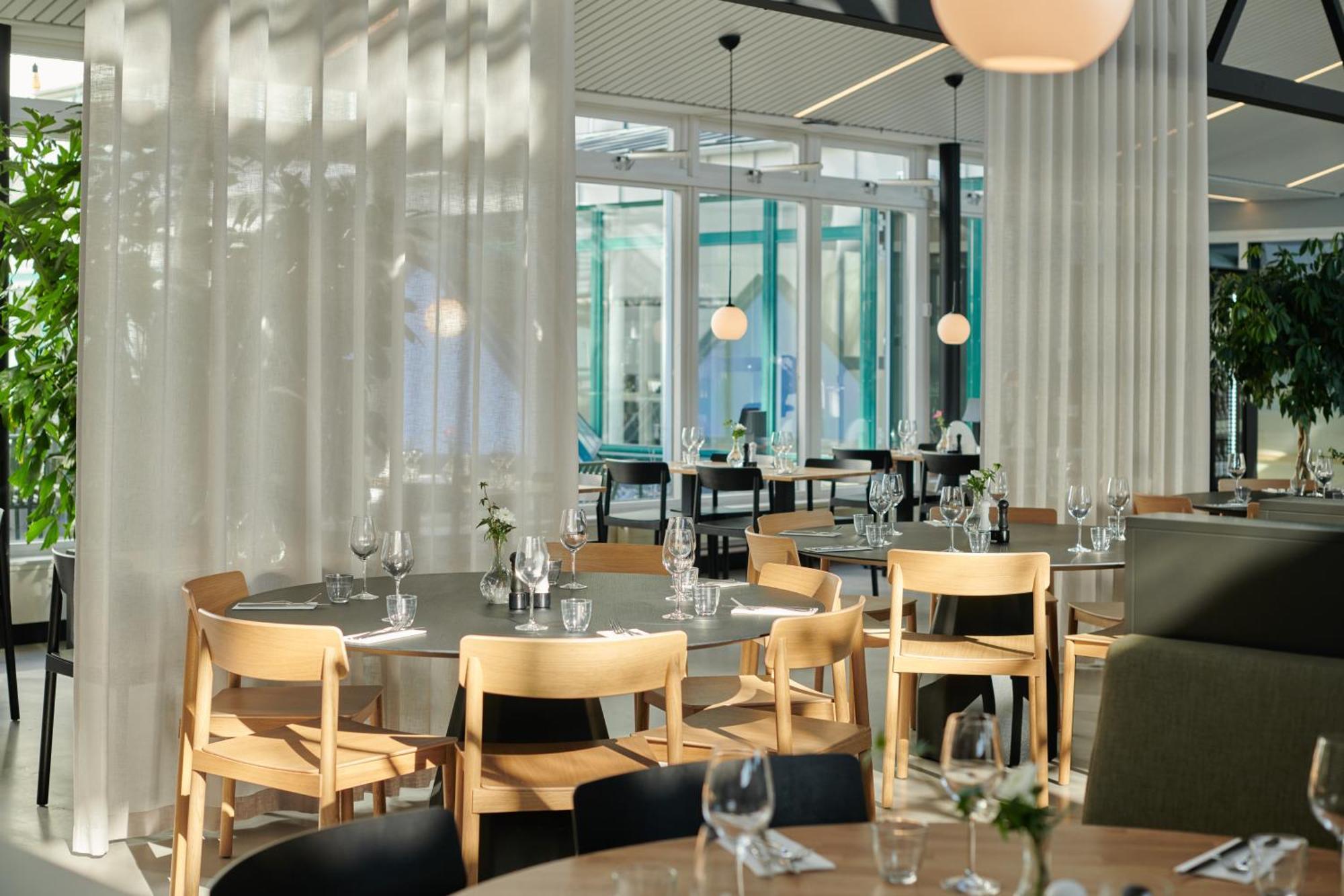 First Hotel Stockholm North Upplands-Väsby Dış mekan fotoğraf