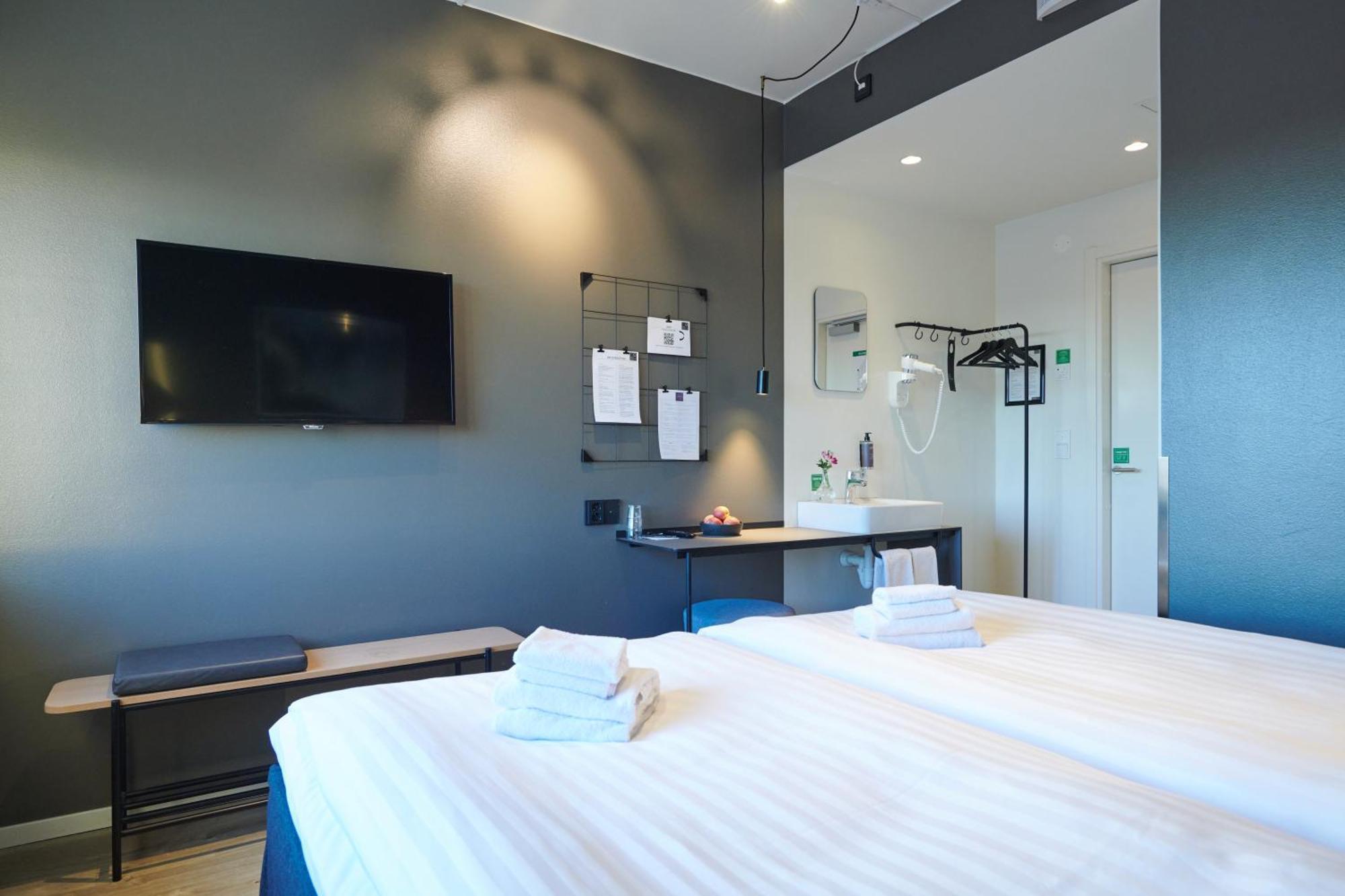 First Hotel Stockholm North Upplands-Väsby Dış mekan fotoğraf